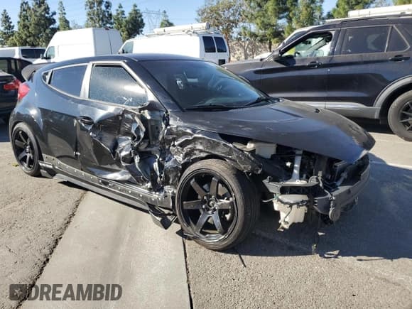 ✅ 2013 Hyundai Veloster Turbo • VIN: KMHTC6AE6DU109669 • Lot: 79142444. Wystawiony na Copart z przebiegiem 89 755 mil. Bezpłatny archiwum sprzedaży aukcyjnych z USA i szczegółowy raport historii pojazdu na DreamBid. Zdjęcie 4.