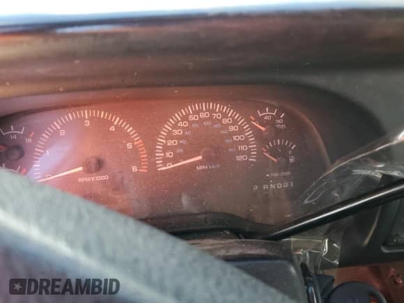 2001 Dodge 1500 с VIN 1B7HF13ZX1J570732, выставлен на аукционе Copart как лот 84479494 с пробегом Не указан миль и Списание • Salvage title. История ставок и продаж доступна на DreamBid. Изображение 9.