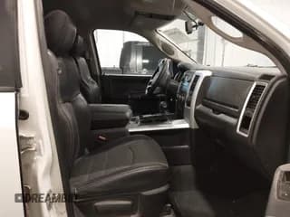 ✅ 2009 Dodge 1500 SLT • VIN: 1D3HV13T39S709322 • Lot: 41765646. Wystawiony na IAAI z przebiegiem 195 535 mil. Bezpłatny archiwum sprzedaży aukcyjnych z USA i szczegółowy raport historii pojazdu na DreamBid. Zdjęcie 5.