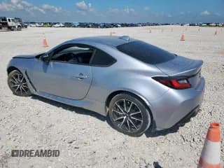 ✅ 2023 Toyota 86 • VIN: JF1ZNBC12P8766208 • Лот: 70580415. Опубликован ранее на Copart с пробегом 52 183 миль. Бесплатный доступ к архиву аукционных продаж из США и подробный отчёт об истории автомобиля на DreamBid. Изображение 2.