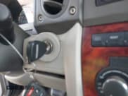 ✅ 2006 Jeep Commander Limited • VIN: 1J8HG58N56C337985 • Lot: 42408535. Listed on IAAI with 143,213 mi. Free auction sales archive from the USA and detailed vehicle history report at DreamBid. Image 11.