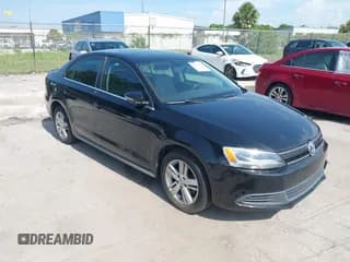 ✅ 2013 Volkswagen Jetta Hybrid SE • VIN: 3VW637AJXDM226189 • Lot: 42503588. Listed on IAAI with 158,367 mi. Free auction sales archive from the USA and detailed vehicle history report at DreamBid. Image 1.
