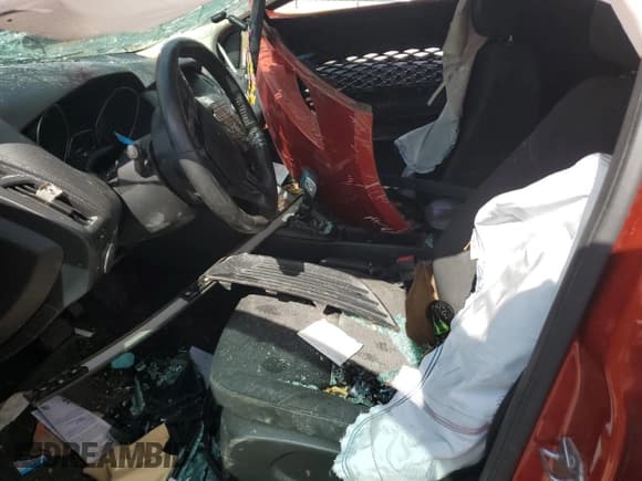 ✅ 2018 Ford Focus SE • VIN: 1FADP3FE8JL249346 • Lot: 82238295. Listed on Copart with Not provided. Free auction sales archive from the USA and detailed vehicle history report at DreamBid. Image 7.