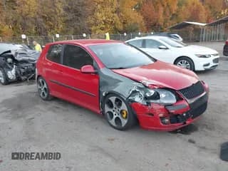 ✅ 2007 Volkswagen Rabbit • VIN: WVWAR71K37W111488 • Lot: 43632896. Wystawiony na IAAI z przebiegiem 384 442 mil. Bezpłatny archiwum sprzedaży aukcyjnych z USA i szczegółowy raport historii pojazdu na DreamBid. Zdjęcie 1.