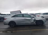 ✅ 2022 Hyundai Elantra SEL • VIN: 5NPLM4AGXNH058714 • Lot: 43523712. Listed on IAAI with 40,825 mi. Free auction sales archive from the USA and detailed vehicle history report at DreamBid. Image 13.