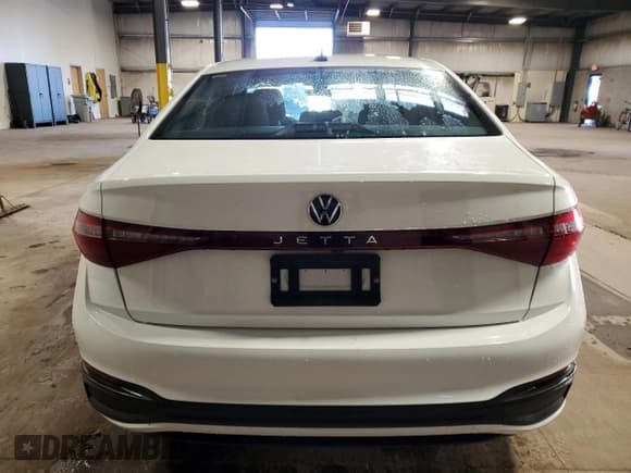 ✅ 2025 Volkswagen Jetta Sport • VIN: 3VWBX7BUXSM060023 • Лот: 89525275. Опубликован ранее на Copart с пробегом 10 423 миль. Бесплатный доступ к архиву аукционных продаж из США и подробный отчёт об истории автомобиля на DreamBid. Изображение 6.