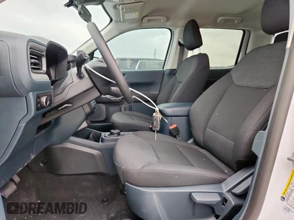 ✅ 2025 Ford Maverick XL • VIN: 3FTTW8A33SRA63485 • Lot: 63322375. Listed on Copart with 1,225 mi. Free auction sales archive from the USA and detailed vehicle history report at DreamBid. Image 7.