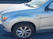 ✅ 2014 Mitsubishi Outlander SE • VIN: 4A4AP4AU6EE015243 • Lot: 43447087. Listed on IAAI with 202,112 mi. Free auction sales archive from the USA and detailed vehicle history report at DreamBid. Image 6.