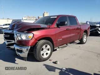 2020 Ram 1500 Tradesman z VIN 1C6RREGG0LN304909, wystawiony jako Copart lot #47158875 z przebiegiem 41 783 mil mil oraz Szkoda całkowita • Salvage title. Historia ofert i sprzedaży dostępna na DreamBid. Obrazek 1.