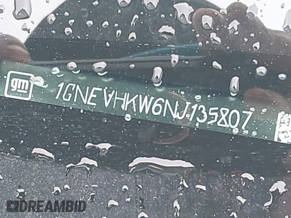 ✅ 2022 Chevrolet Traverse LT • VIN: 1GNEVHKW6NJ135807 • Lot: 42167651. Wystawiony na IAAI z przebiegiem 62 782 mil. Bezpłatny archiwum sprzedaży aukcyjnych z USA i szczegółowy raport historii pojazdu na DreamBid. Zdjęcie 17.