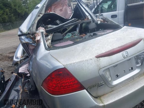 ✅ 2007 Honda Accord EX-L • VIN: 1HGCM66597A094991 • Lot: 43470874. Wystawiony na IAAI z przebiegiem Nie podano. Bezpłatny archiwum sprzedaży aukcyjnych z USA i szczegółowy raport historii pojazdu na DreamBid. Zdjęcie 3.