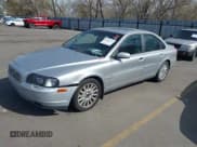 ✅ 2004 Volvo S80 • VIN: YV1TS91Z341351679 • Lot: 41982117. Wystawiony na IAAI z przebiegiem 116 217 mil. Bezpłatny archiwum sprzedaży aukcyjnych z USA i szczegółowy raport historii pojazdu na DreamBid. Zdjęcie 2.