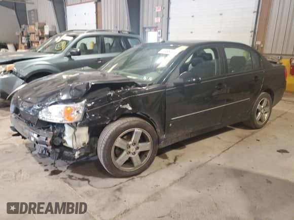 2006 Chevrolet Malibu LTZ z VIN 1G1ZU53876F155198, wystawiony jako Copart lot #71985254 z przebiegiem 143 833 mil mil oraz Szkoda całkowita • Salvage title. Historia ofert i sprzedaży dostępna na DreamBid. Obrazek 1.