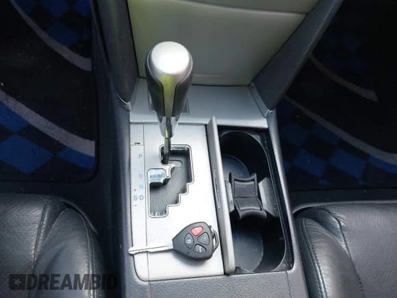 ✅ 2011 Toyota Camry LE • VIN: 4T1BK3EK9BU617242 • Lot: 42096142. Listed on IAAI with 183,178 mi. Free auction sales archive from the USA and detailed vehicle history report at DreamBid. Image 11.