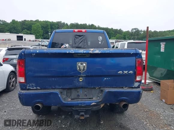 ✅ 2009 Dodge 1500 Laramie • VIN: 1D3HV13TX9S751888 • Lot: 42367204. Wystawiony na IAAI z przebiegiem 206 933 mil. Bezpłatny archiwum sprzedaży aukcyjnych z USA i szczegółowy raport historii pojazdu na DreamBid. Zdjęcie 17.