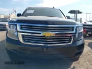 ✅ 2020 Chevrolet Suburban LT • VIN: 1GNSCHKC4LR154126 • Lot: 42983785. Wystawiony na IAAI z przebiegiem 190 770 mil. Bezpłatny archiwum sprzedaży aukcyjnych z USA i szczegółowy raport historii pojazdu na DreamBid. Zdjęcie 12.
