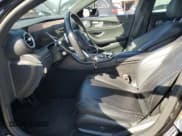 ✅ 2018 Mercedes-Benz E 300 • VIN: WDDZF4JB1JA318109 • Lot: 69402835. Wystawiony na Copart z przebiegiem 256 161 mil. Bezpłatny archiwum sprzedaży aukcyjnych z USA i szczegółowy raport historii pojazdu na DreamBid. Zdjęcie 7.