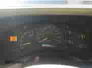 2002 Chevrolet Suburban LT с VIN 3GNEC16Z32G206637, выставлен на аукционе Copart как лот 80498364 с пробегом 196 869 миль миль и Списание • Salvage title. История ставок и продаж доступна на DreamBid. Изображение 9.