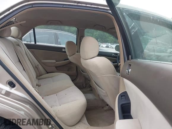 ✅ 2003 Honda Accord LX • VIN: 1HGCM66363A062623 • Lot: 42437853. Listed on IAAI with 264,727 mi. Free auction sales archive from the USA and detailed vehicle history report at DreamBid. Image 8.