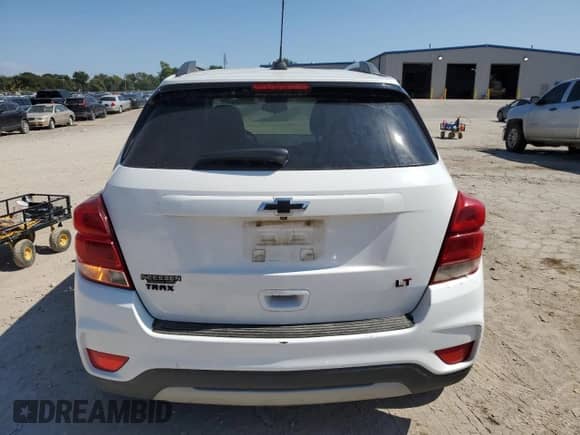 2019 Chevrolet Trax LT with VIN 3GNCJLSB6KL370098, listed as a Copart auction lot 80693355 with 96,707 mi miles and Salvage title. Bid and sale history available at DreamBid. Image 6.