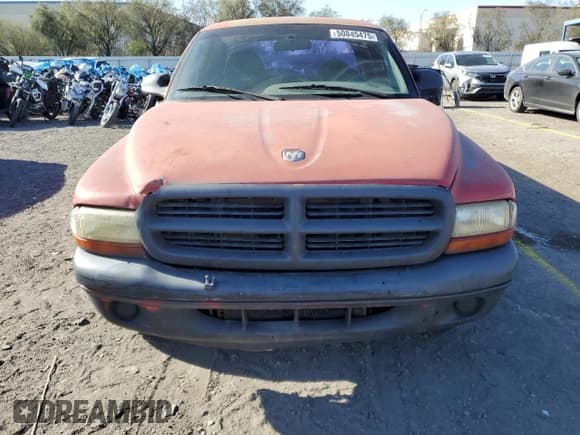 ✅ 1999 Dodge Dakota SLT • VIN: 1B7GL22Y2XS193321 • Lot: 50845475. Wystawiony na Copart z przebiegiem 249 030 mil. Bezpłatny archiwum sprzedaży aukcyjnych z USA i szczegółowy raport historii pojazdu na DreamBid. Zdjęcie 5.