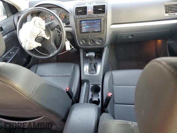 ✅ 2006 Volkswagen Jetta 2.5L • VIN: 3VWRF71K26M762859 • Lot: 92637845. Listed on Copart with 108,855 mi. Free auction sales archive from the USA and detailed vehicle history report at DreamBid. Image 8.