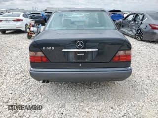 ✅ 1994 Mercedes-Benz E 320 • VIN: WDBEA32EXRC074761 • Lot: 70322754. Listed on Copart with Not provided. Free auction sales archive from the USA and detailed vehicle history report at DreamBid. Image 6.