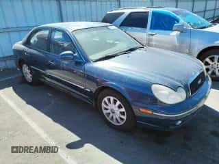 2002 Hyundai Sonata GLS с VIN KMHWF35H12A702457, выставлен на аукционе Copart как лот 60985574 с пробегом 99 698 миль миль и Списание • Salvage title. История ставок и продаж доступна на DreamBid. Изображение 4.