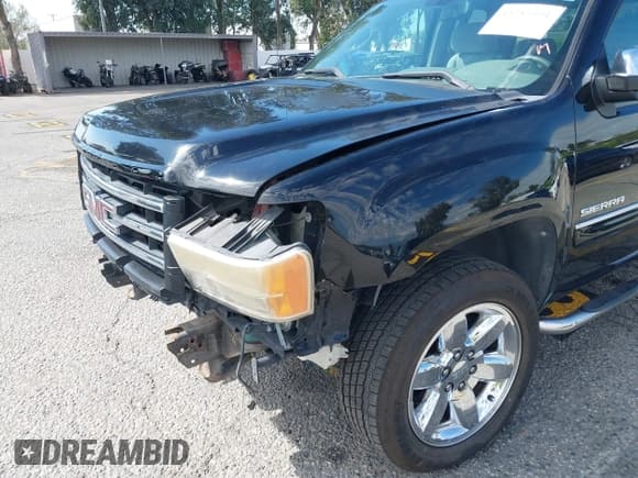 ✅ 2012 GMC Sierra 1500 SLE • VIN: 1GTR1VE04CZ148145 • Лот: 43284451. Опубликован ранее на IAAI с пробегом 167 975 миль. Бесплатный доступ к архиву аукционных продаж из США и подробный отчёт об истории автомобиля на DreamBid. Изображение 17.