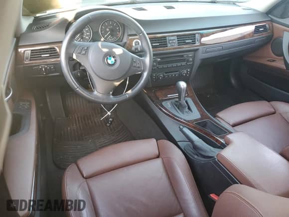 2006 BMW 3 Series 325i z VIN WBAVB135X6PT11610, wystawiony jako Copart lot #82766065 z przebiegiem Nie podano mil oraz Szkoda całkowita • Salvage title. Historia ofert i sprzedaży dostępna na DreamBid. Obrazek 8.