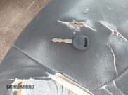 ✅ 2004 Chevrolet Silverado 1500 LS • VIN: 1GCEC14V44Z263070 • Лот: 42188317. Опубликован ранее на IAAI с пробегом 139 011 миль. Бесплатный доступ к архиву аукционных продаж из США и подробный отчёт об истории автомобиля на DreamBid. Изображение 11.