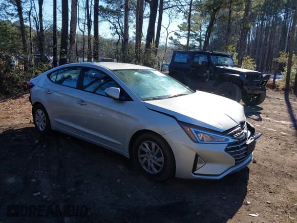 ✅ 2019 Hyundai Elantra SE • VIN: 5NPD74LF8KH470111 • Lot: 41348635. Listed on IAAI with 109,880 mi. Free auction sales archive from the USA and detailed vehicle history report at DreamBid. Image 1.