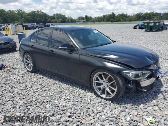 ✅ 2018 BMW 3 Series 340i • VIN: WBA8B3C52JK788062 • Лот: 60549155. Опубликован ранее на Copart с пробегом 82 406 миль. Бесплатный доступ к архиву аукционных продаж из США и подробный отчёт об истории автомобиля на DreamBid. Изображение 4.