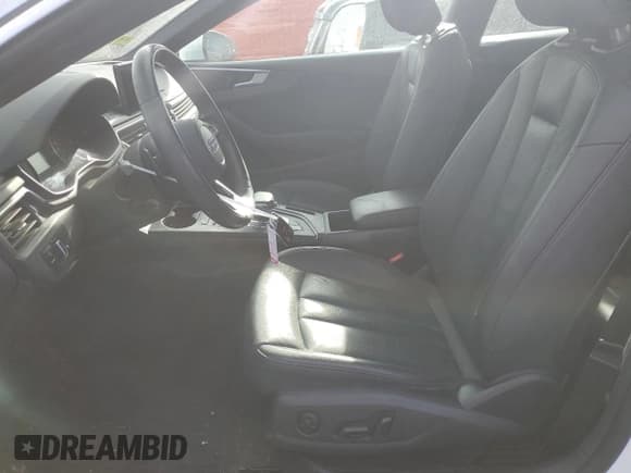 ✅ 2018 Audi A5 Premium • VIN: WAUNNAF55JA001699 • Лот: 43041905. Опубликован ранее на Copart с пробегом 55 938 миль. Бесплатный доступ к архиву аукционных продаж из США и подробный отчёт об истории автомобиля на DreamBid. Изображение 7.