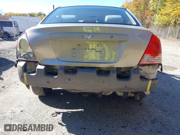 ✅ 2006 Hyundai Elantra GLS • VIN: KMHDN46D16U214626 • Lot: 43460742. Listed on IAAI with 181,872 mi. Free auction sales archive from the USA and detailed vehicle history report at DreamBid. Image 6.