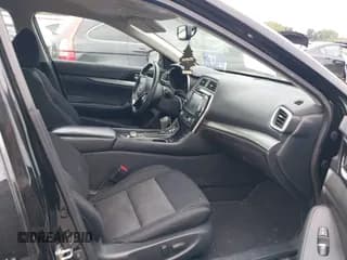 ✅ 2017 Nissan Maxima SV • VIN: 1N4AA6AP5HC441137 • Lot: 43211791. Wystawiony na IAAI z przebiegiem 109 803 mil. Bezpłatny archiwum sprzedaży aukcyjnych z USA i szczegółowy raport historii pojazdu na DreamBid. Zdjęcie 5.