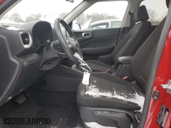 ✅ 2022 Hyundai Venue Limited • VIN: KMHRC8A32NU191972 • Lot: 86271144. Listed on Copart with 19,073 mi. Free auction sales archive from the USA and detailed vehicle history report at DreamBid. Image 7.