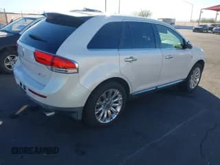 ✅ 2011 Lincoln MKX • VIN: 2LMDJ6JK2BBJ19039 • Лот: 43668467. Опубликован ранее на IAAI с пробегом 139 296 миль. Бесплатный доступ к архиву аукционных продаж из США и подробный отчёт об истории автомобиля на DreamBid. Изображение 4.