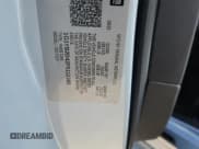 ✅ 2023 Chevrolet Corvette 2LT • VIN: 1G1YB2D42P5112388 • Lot: 89719315. Wystawiony na Copart z przebiegiem Nie podano. Bezpłatny archiwum sprzedaży aukcyjnych z USA i szczegółowy raport historii pojazdu na DreamBid. Zdjęcie 13.