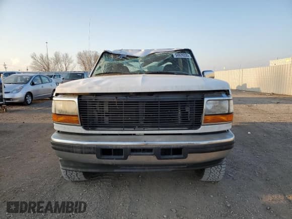 ✅ 1996 Ford Bronco Custom • VIN: 1FMEU15H2TLA52176 • Лот: 50829335. Опубликован ранее на Copart с пробегом 204 411 миль. Бесплатный доступ к архиву аукционных продаж из США и подробный отчёт об истории автомобиля на DreamBid. Изображение 5.