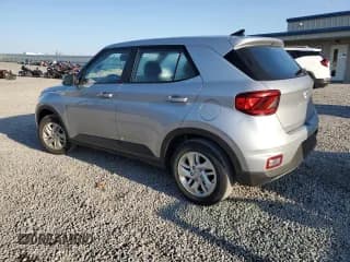 ✅ 2022 Hyundai Venue SE • VIN: KMHRB8A3XNU197179 • Lot: 50105935. Listed on Copart with 21,350 mi. Free auction sales archive from the USA and detailed vehicle history report at DreamBid. Image 2.