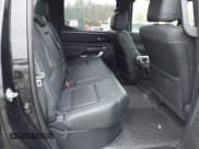 ✅ 2022 Toyota Tundra Platinum • VIN: 5TFNA5DB4NX025817 • Lot: 43638684. Wystawiony na IAAI z przebiegiem 76 854 mil. Bezpłatny archiwum sprzedaży aukcyjnych z USA i szczegółowy raport historii pojazdu na DreamBid. Zdjęcie 8.