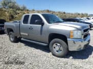 ✅ 2008 Chevrolet Silverado 2500HD Work Truck • VIN: 1GCHC29K38E151438 • Lot: 63350205. Wystawiony na Copart z przebiegiem 451 075 mil. Bezpłatny archiwum sprzedaży aukcyjnych z USA i szczegółowy raport historii pojazdu na DreamBid. Zdjęcie 4.