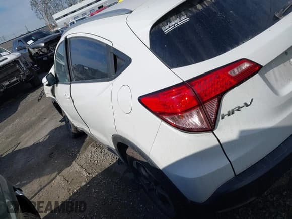 ✅ 2018 Honda HR-V EX-L • VIN: 3CZRU6H76JM716717 • Lot: 42979571. Listed on IAAI with 77,549 mi. Free auction sales archive from the USA and detailed vehicle history report at DreamBid. Image 3.