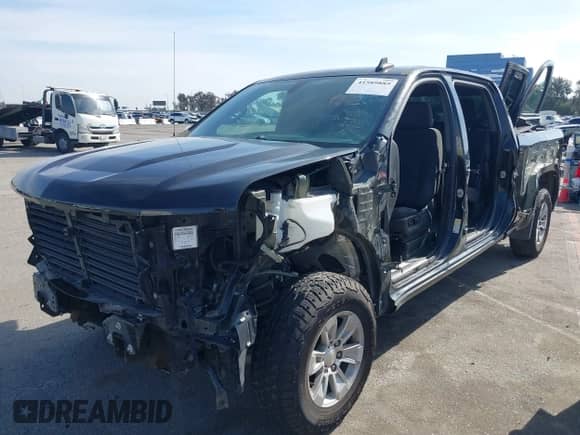 2020 Chevrolet Silverado 1500 LT с VIN 3GCPWCED4LG192002, выставлен на аукционе IAAI как лот 41589885 с пробегом 92 424 миль миль и . История ставок и продаж доступна на DreamBid. Изображение 2.