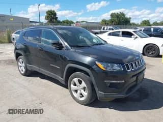 2020 Jeep Compass Latitude with VIN 3C4NJDBB5LT138567, listed as a IAAI auction lot 43435861 with 21,640 mi miles and . Bid and sale history available at DreamBid. Image 1.