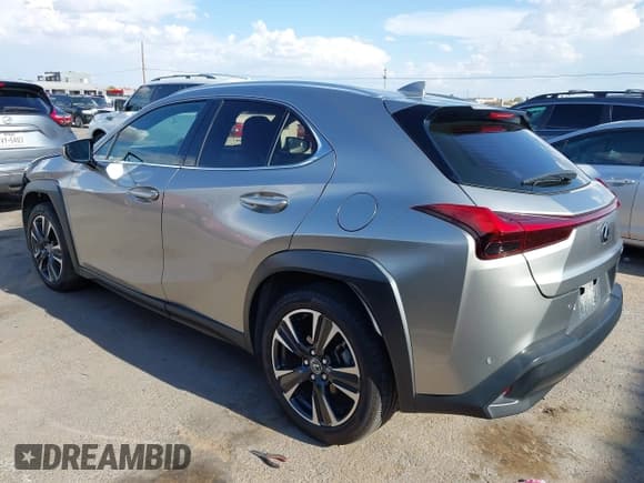 ✅ 2020 Lexus UX 200 • VIN: JTHX3JBH7L2029145 • Lot: 43111072. Wystawiony na IAAI z przebiegiem 54 812 mil. Bezpłatny archiwum sprzedaży aukcyjnych z USA i szczegółowy raport historii pojazdu na DreamBid. Zdjęcie 3.