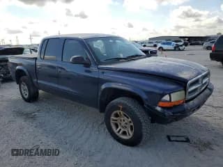 ✅ 2003 Dodge Dakota SLT • VIN: 1D7HG48N23S195393 • Lot: 72139814. Wystawiony na Copart z przebiegiem 196 602 mil. Bezpłatny archiwum sprzedaży aukcyjnych z USA i szczegółowy raport historii pojazdu na DreamBid. Zdjęcie 4.