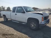 ✅ 1998 GMC Sierra 2500 • VIN: 1GTGC29R8WE525936 • Лот: 68549385. Опубликован ранее на Copart с пробегом 287 810 миль. Бесплатный доступ к архиву аукционных продаж из США и подробный отчёт об истории автомобиля на DreamBid. Изображение 4.