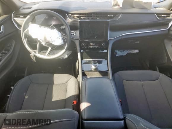 ✅ 2024 Jeep Grand Cherokee Laredo X • VIN: 1C4RJGAG2RC170610 • Лот: 81743505. Опубликован ранее на Copart с пробегом 15 486 миль. Бесплатный доступ к архиву аукционных продаж из США и подробный отчёт об истории автомобиля на DreamBid. Изображение 8.